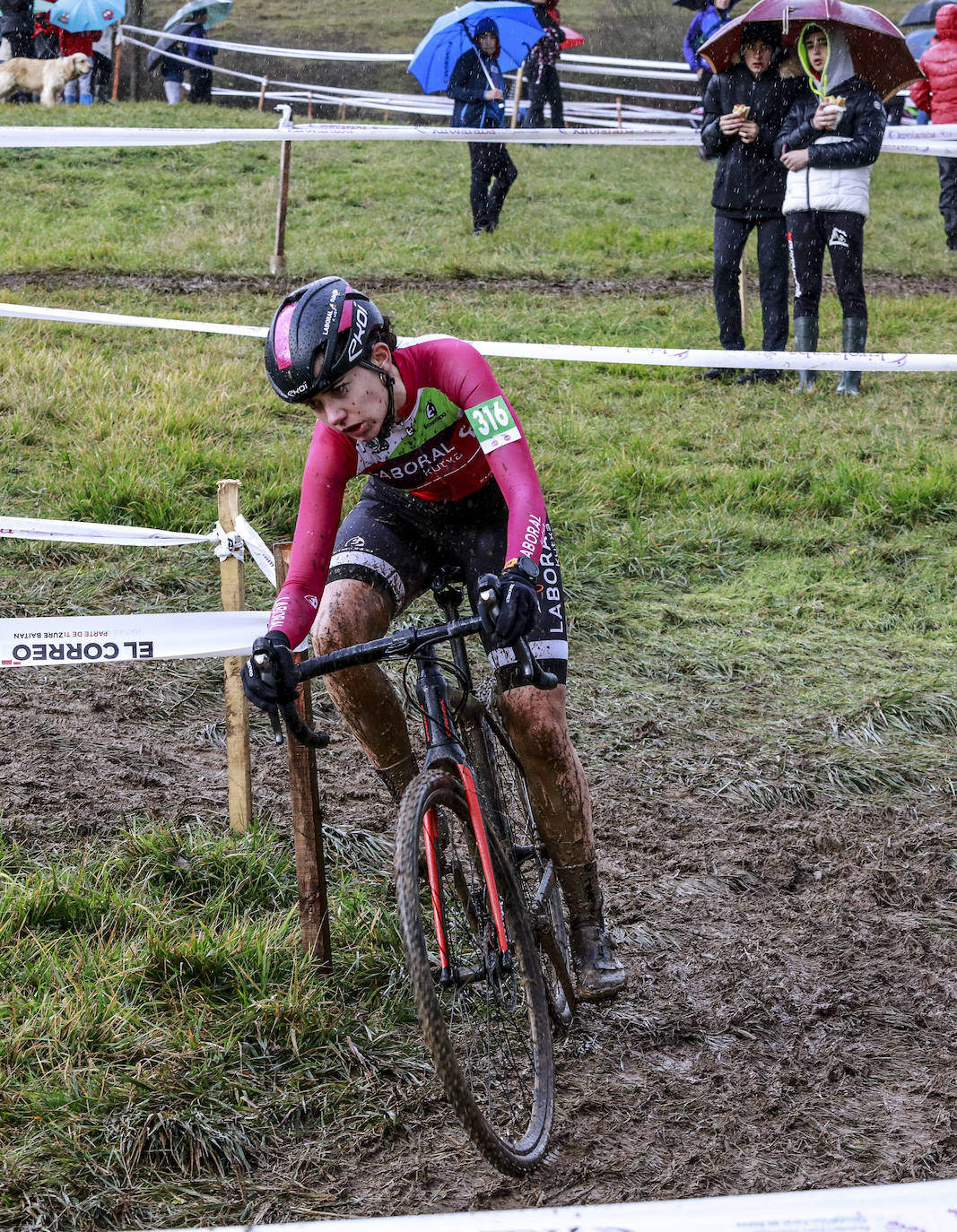 Fotos: Las mejores imágenes del XXXV Trofeo San Andrés de ciclocross