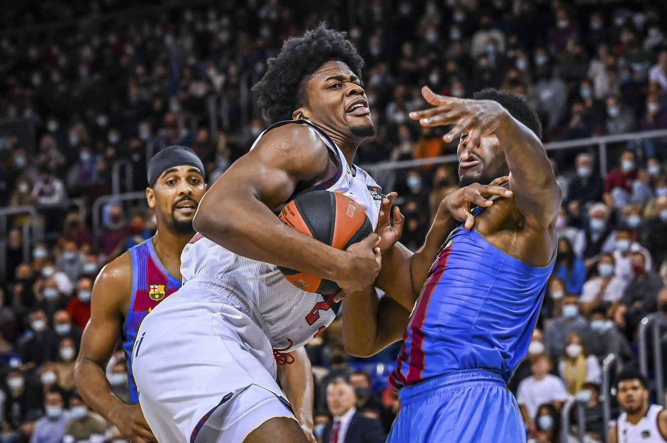 Fotos: Las mejores imágenes del Barça - Baskonia