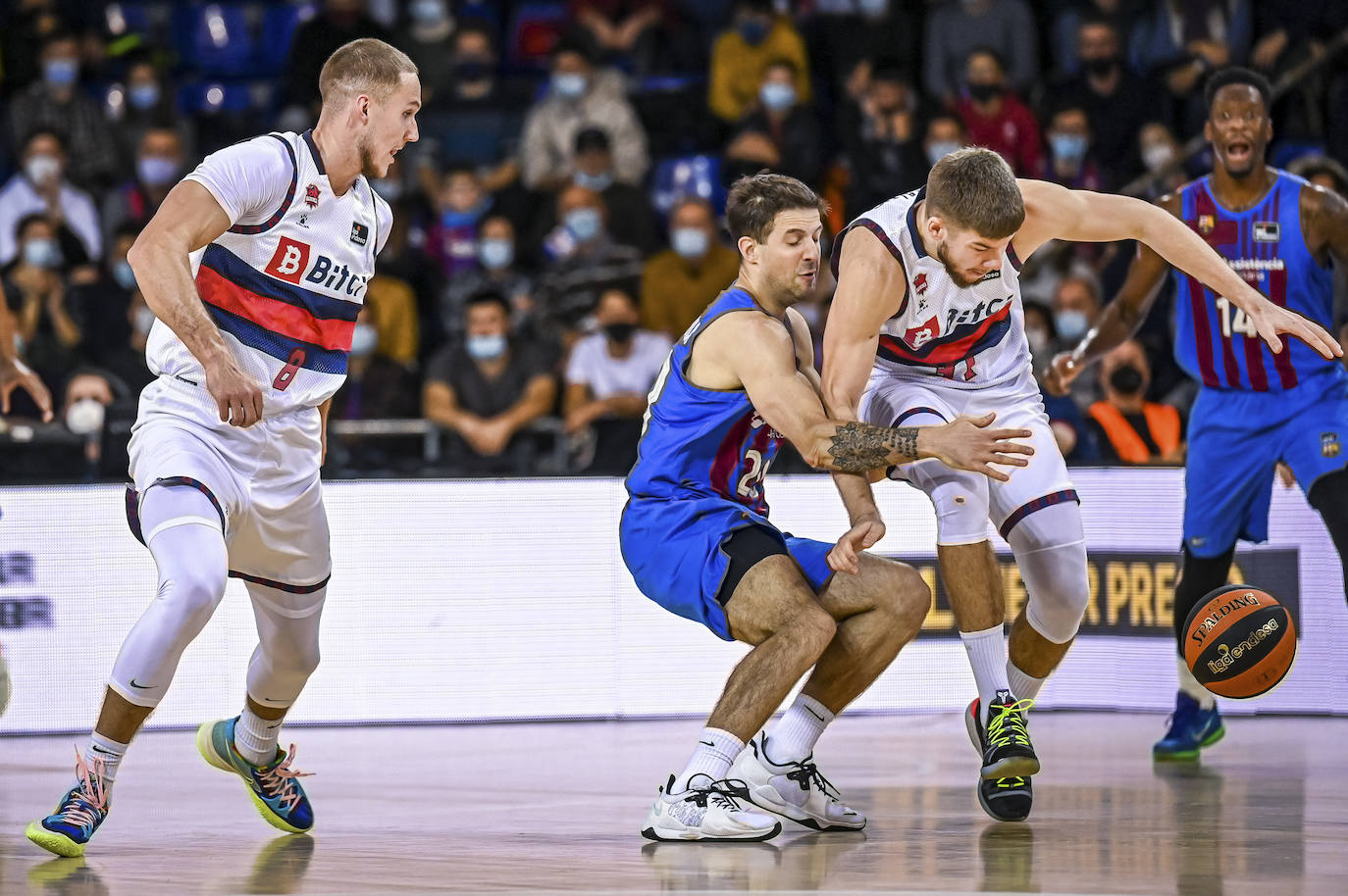 Fotos: Las mejores imágenes del Barça - Baskonia