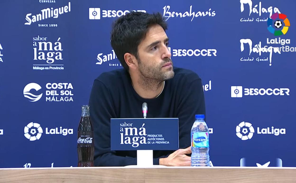 Iñigo Vélez, en rueda de prensa.
