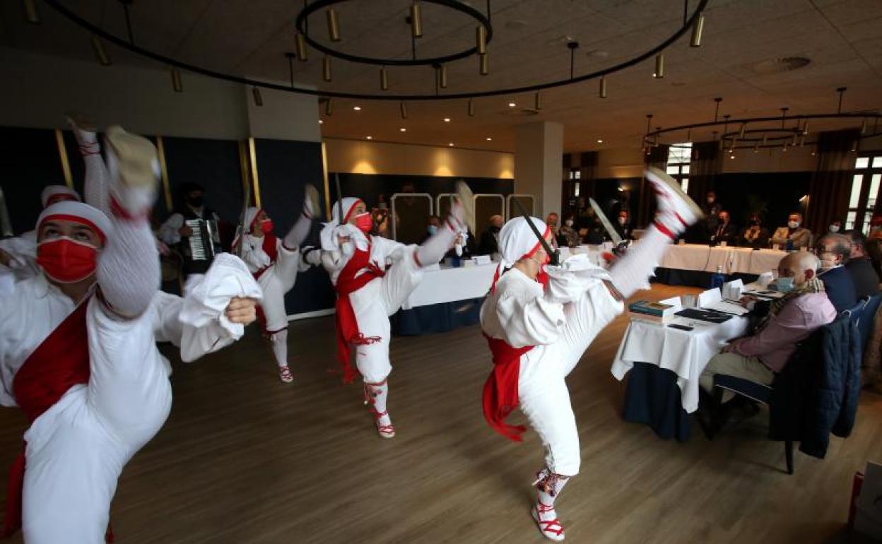 Tras el encuentro este domingo en Portugalete, los delegados visitarán mañana unas visitas turísticas por el territorio. 