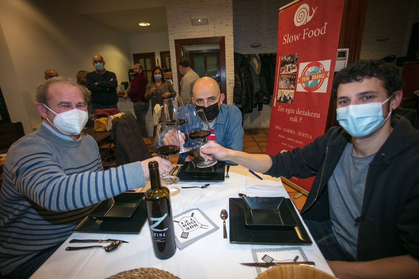 Fotos: Burduntzi sorprende con el primer postre del concurso