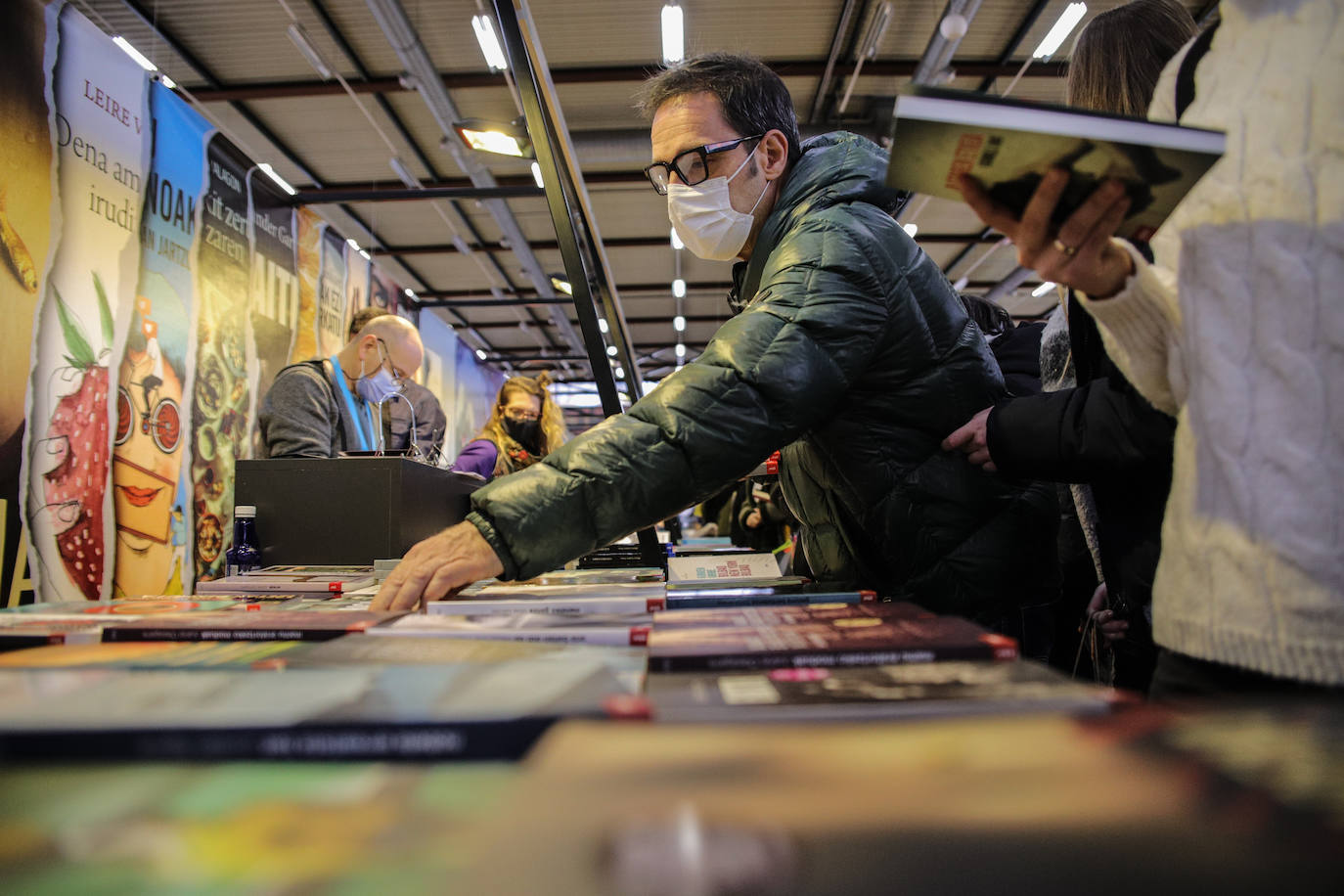 Fotos: Nueva jornada en la Azoka de Durango