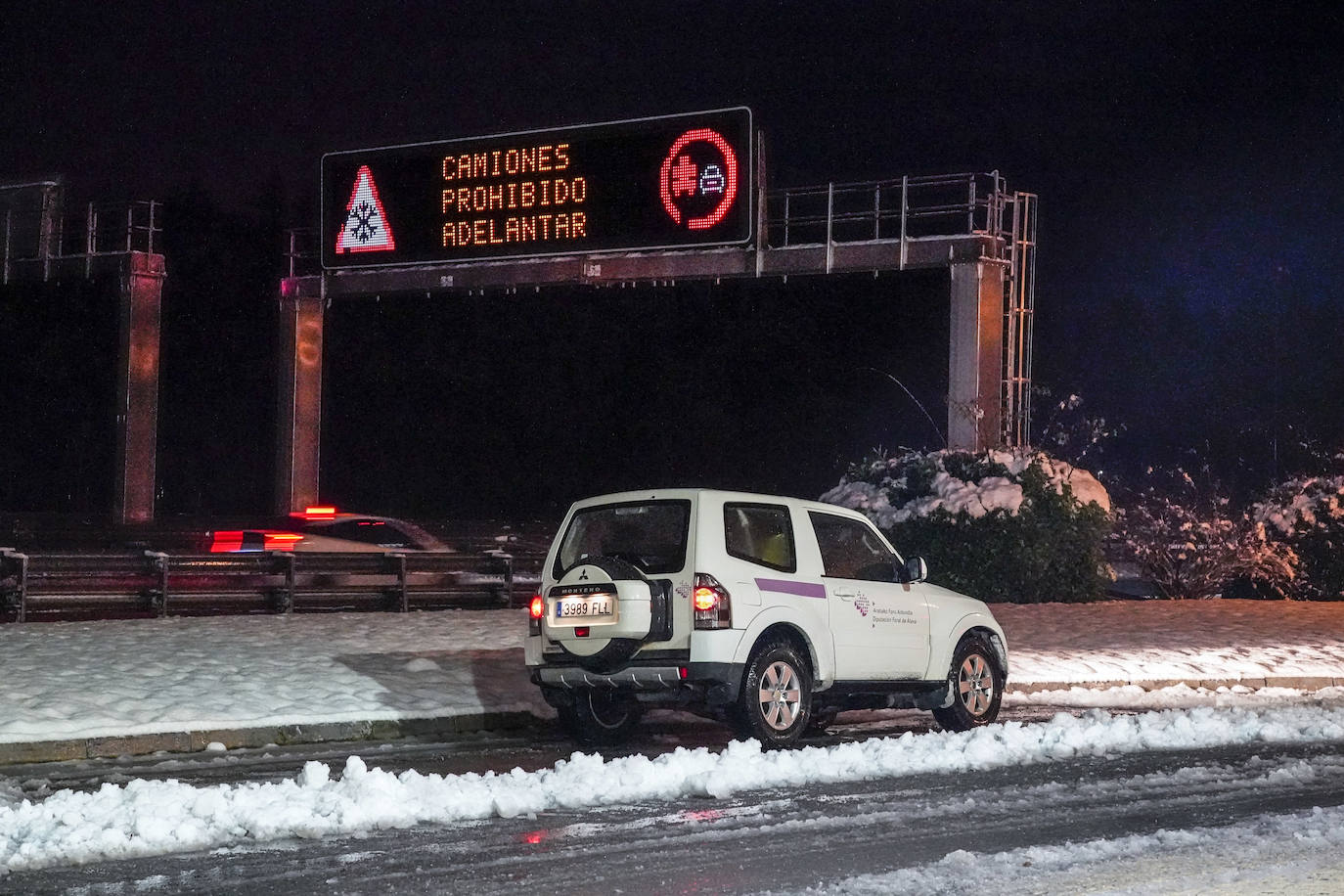 Fotos: Álava, en alerta por la lluvia, la nieve y un Zadorra desbocado