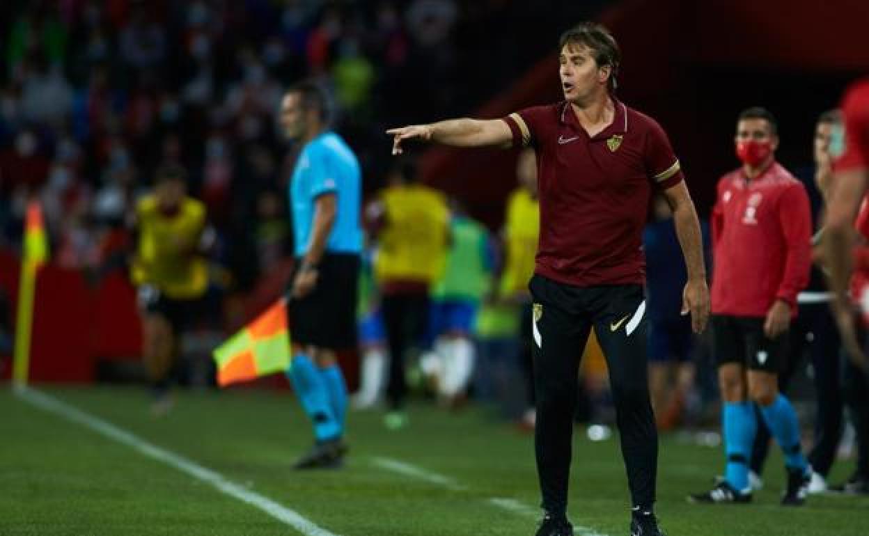 Julen Lopetegui, durante un partido del Sevilla esta temporada. 