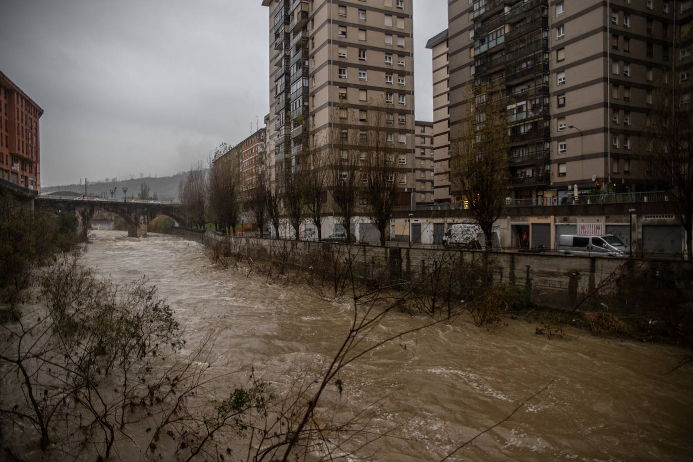 Fotos: Sodupe se autoprotege de las crecidas del río Herrerías