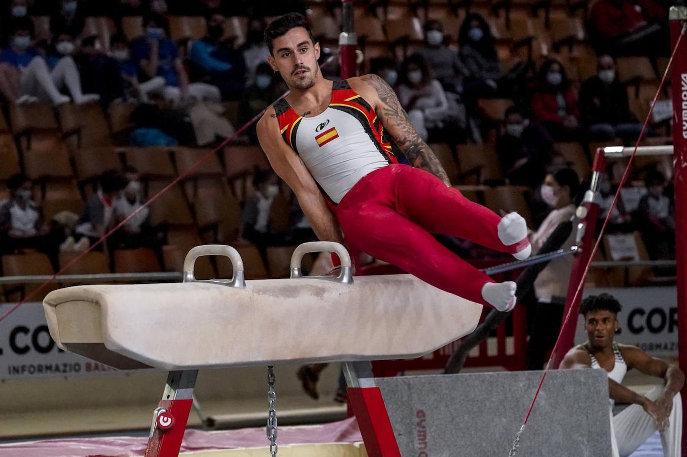 Fotos: La gimnasia desprende su magia en Vitoria