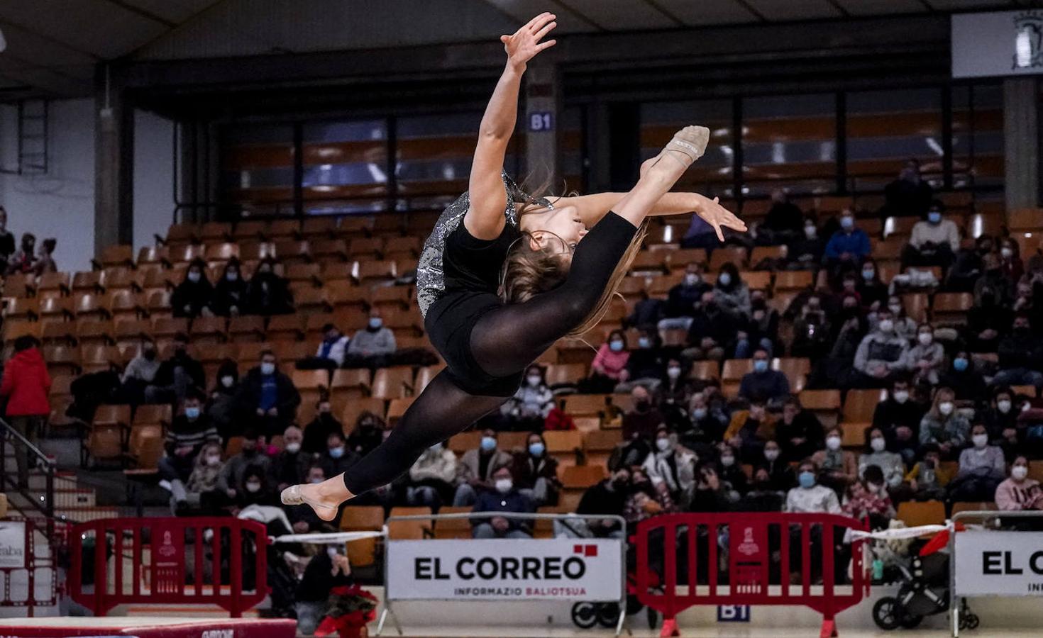 Fotos: La gimnasia desprende su magia en Vitoria