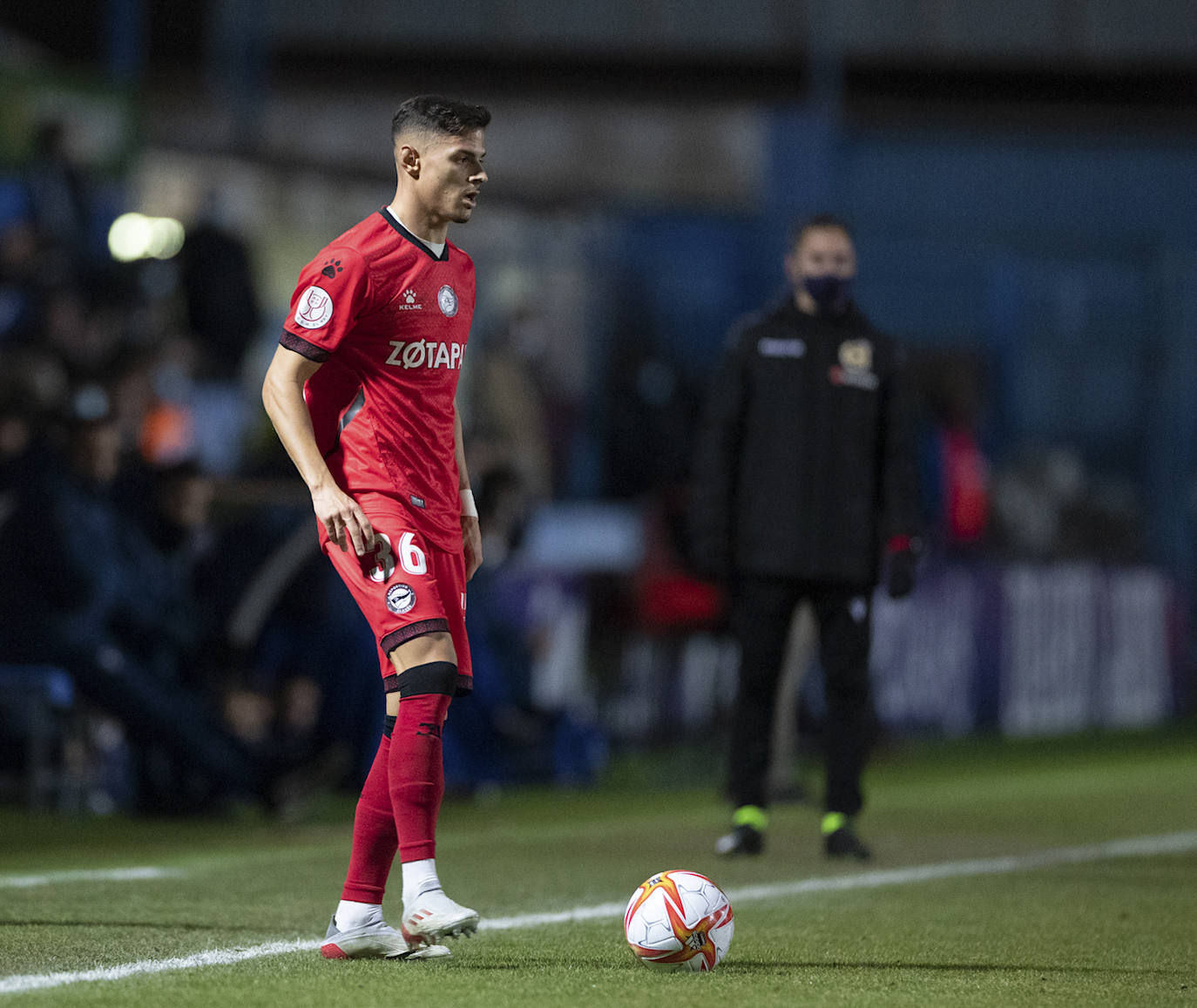 Fotos: Las mejores imágenes del Linares - Alavés