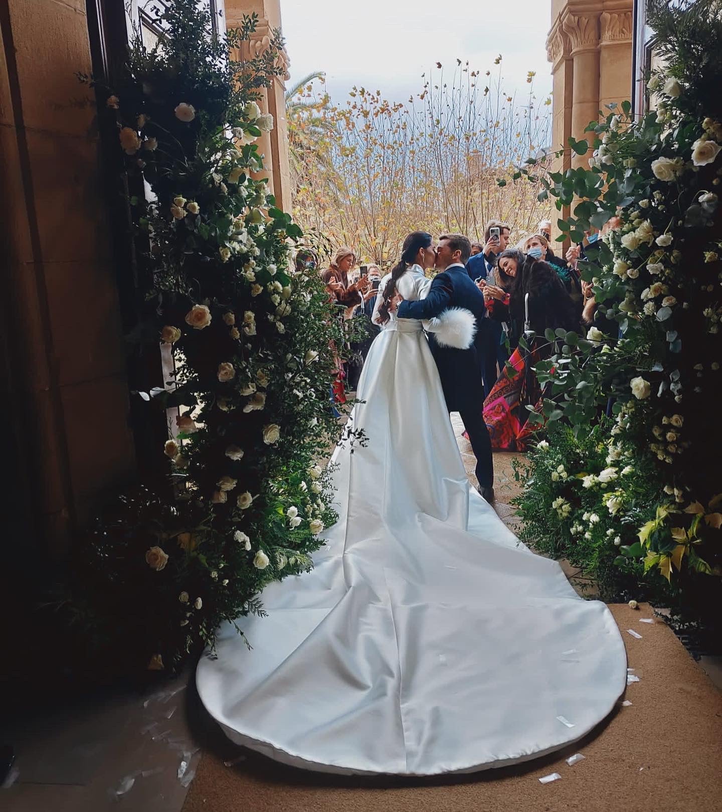 Fotos: La boda navideña de Oilda y Jesús en Getxo: tres vestidos, un trineo y Papá Noel como invitado