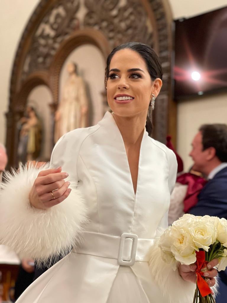 Fotos: La boda navideña de Oilda y Jesús en Getxo: tres vestidos, un trineo y Papá Noel como invitado