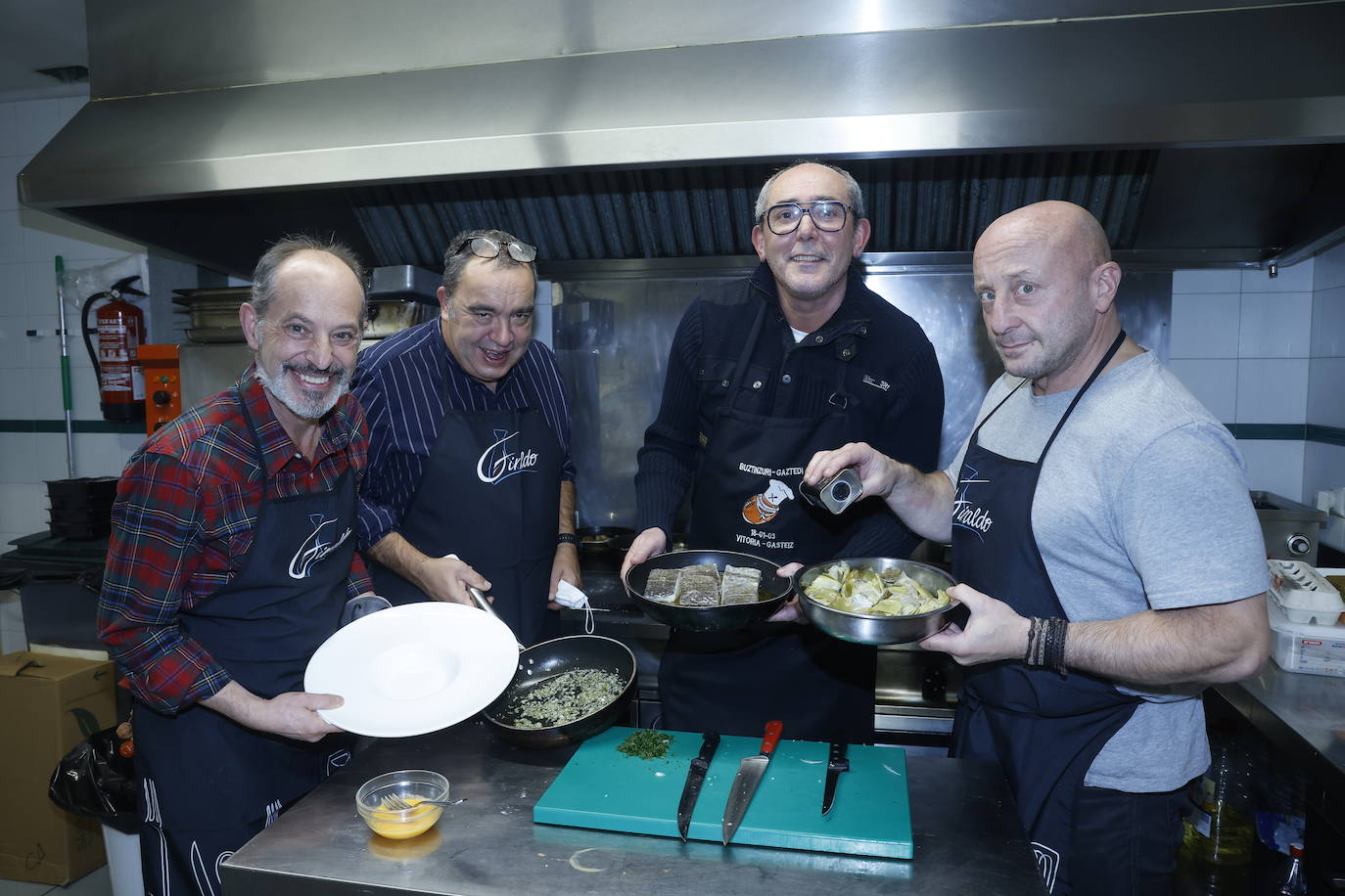 Fotos: Las imágenes del &#039;vestuario&#039; culinario del Bustinzuri-Gaztedi