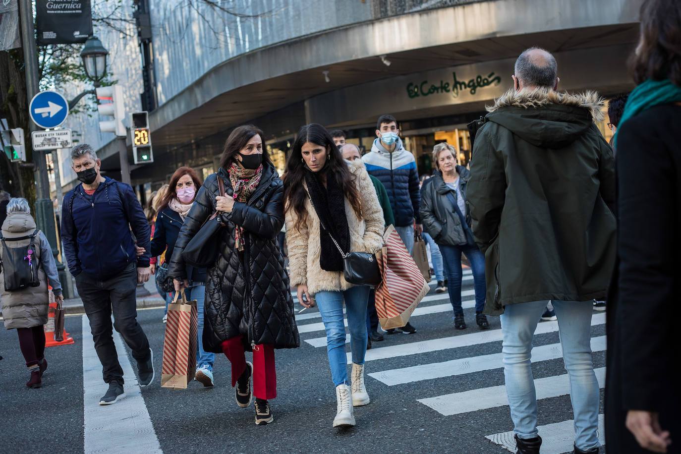 Fotos: Bilbao vive un &#039;supersábado&#039; animado pero sin grandes agobios