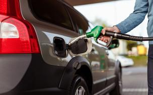 Litro de gasolina: 128 ptas / 1,476 € (245,59 ptas)