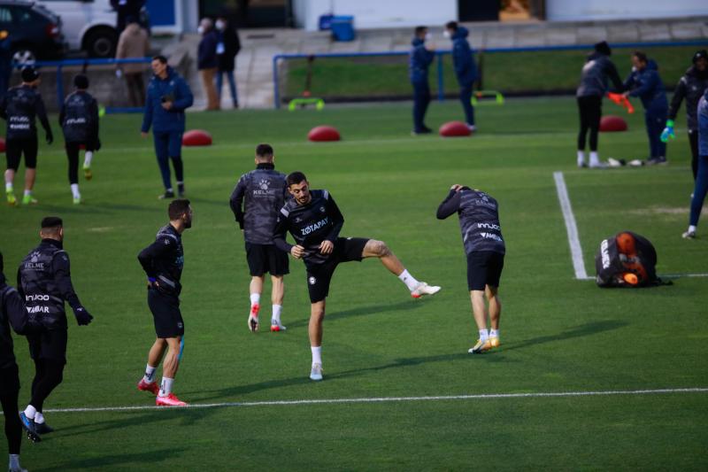 Fotos: El Alavés se entrena ya sin Calleja