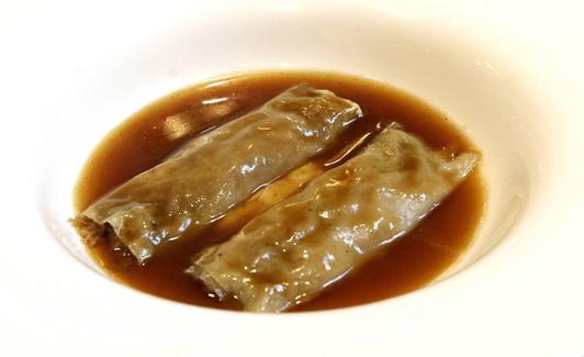 Raviolis de pularda del Etxanobe.