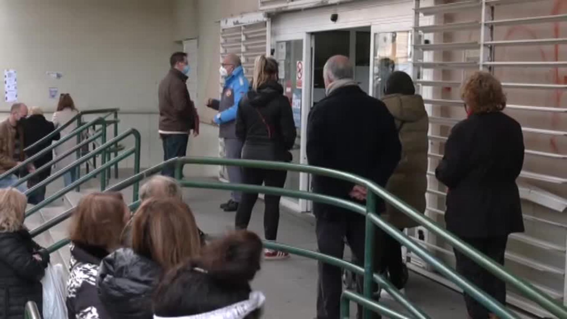 Sanidad reduce la cuarentena de positivos a 7 días