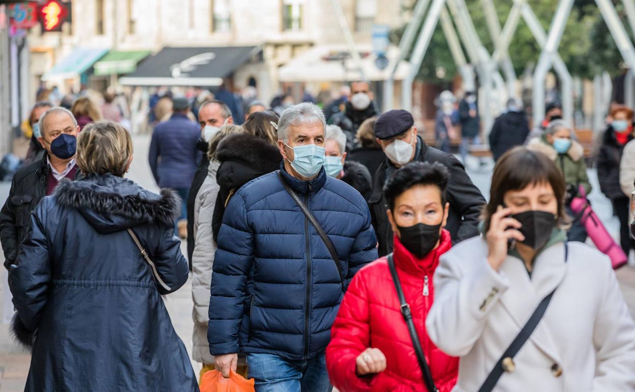 La mascarilla volvió hace una semana a ser obligatoria en exteriores. 
