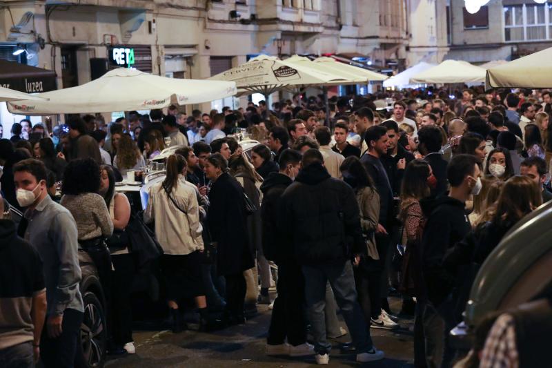 Fotos: Poco tardeo y absoluta tranquilidad en Bilbao horas antes de la Nochevieja