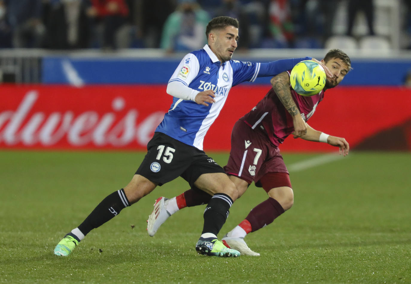 Fotos: Las mejores imágenes del derbi Alavés-Real Sociedad