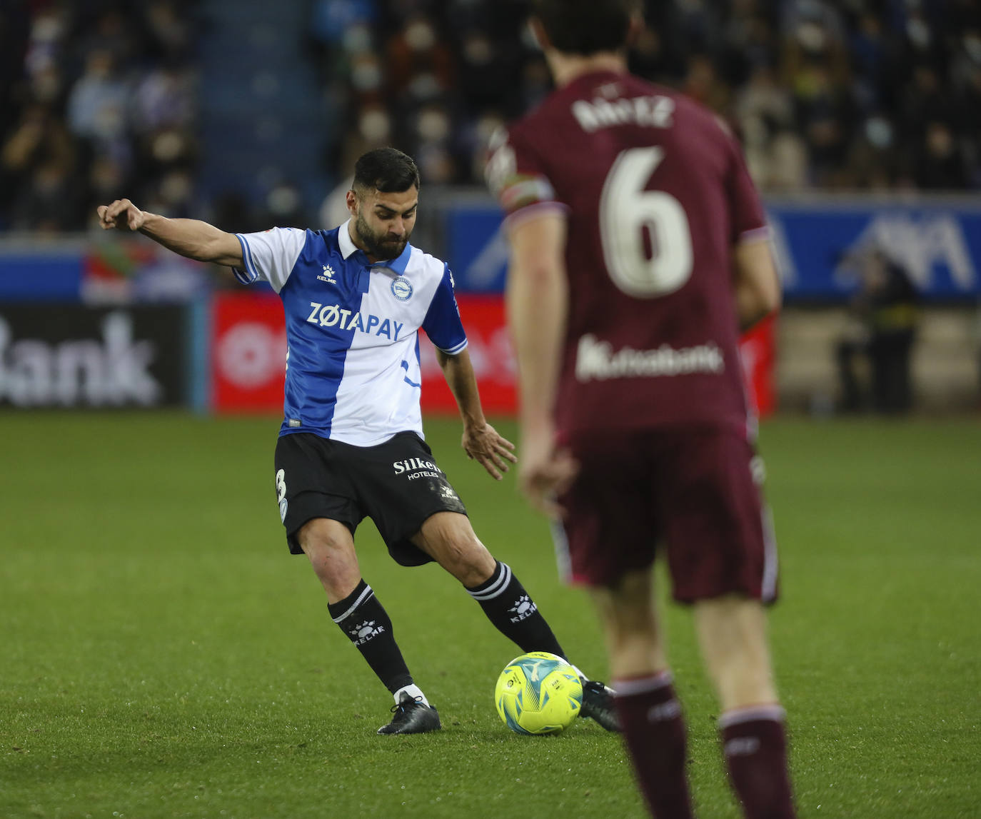 Fotos: Las mejores imágenes del derbi Alavés-Real Sociedad