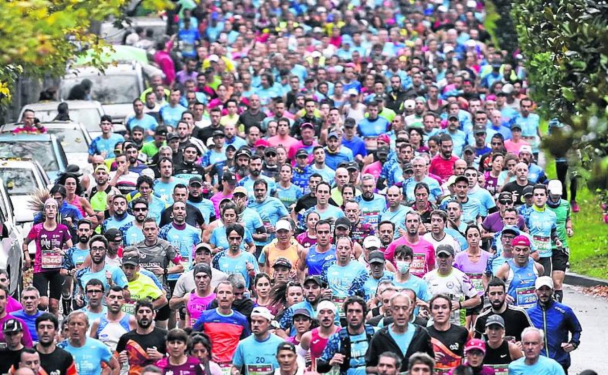 Atletas en la última edición del Maratón Martín Fiz.Rafa Gutiérrez