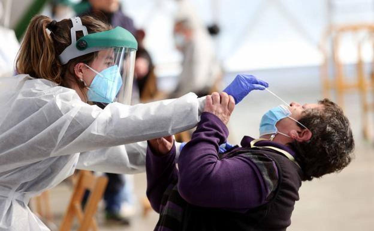 Covid Euskadi: Euskadi registra 11.572 nuevos casos con la pandemia en «fase creciente»