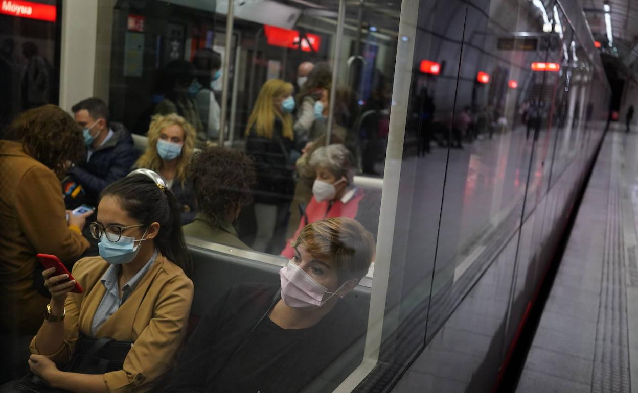 El metro creció un 20% en 2021 pero sigue lejos de su pujanza previa a la pandemia