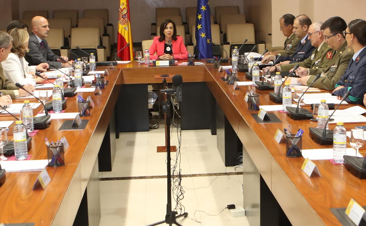 La ministra de Justicia, Margarita Robles, presidiendo el primer Consejo de Personal de las Fuerzas Armadas, en 2018.