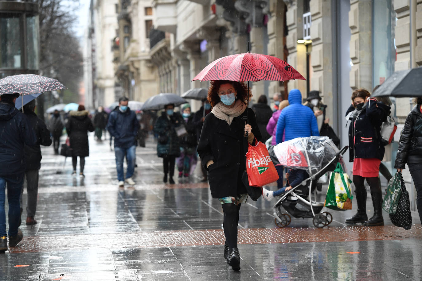 Fotos: Primer día de rebajas en Bilbao