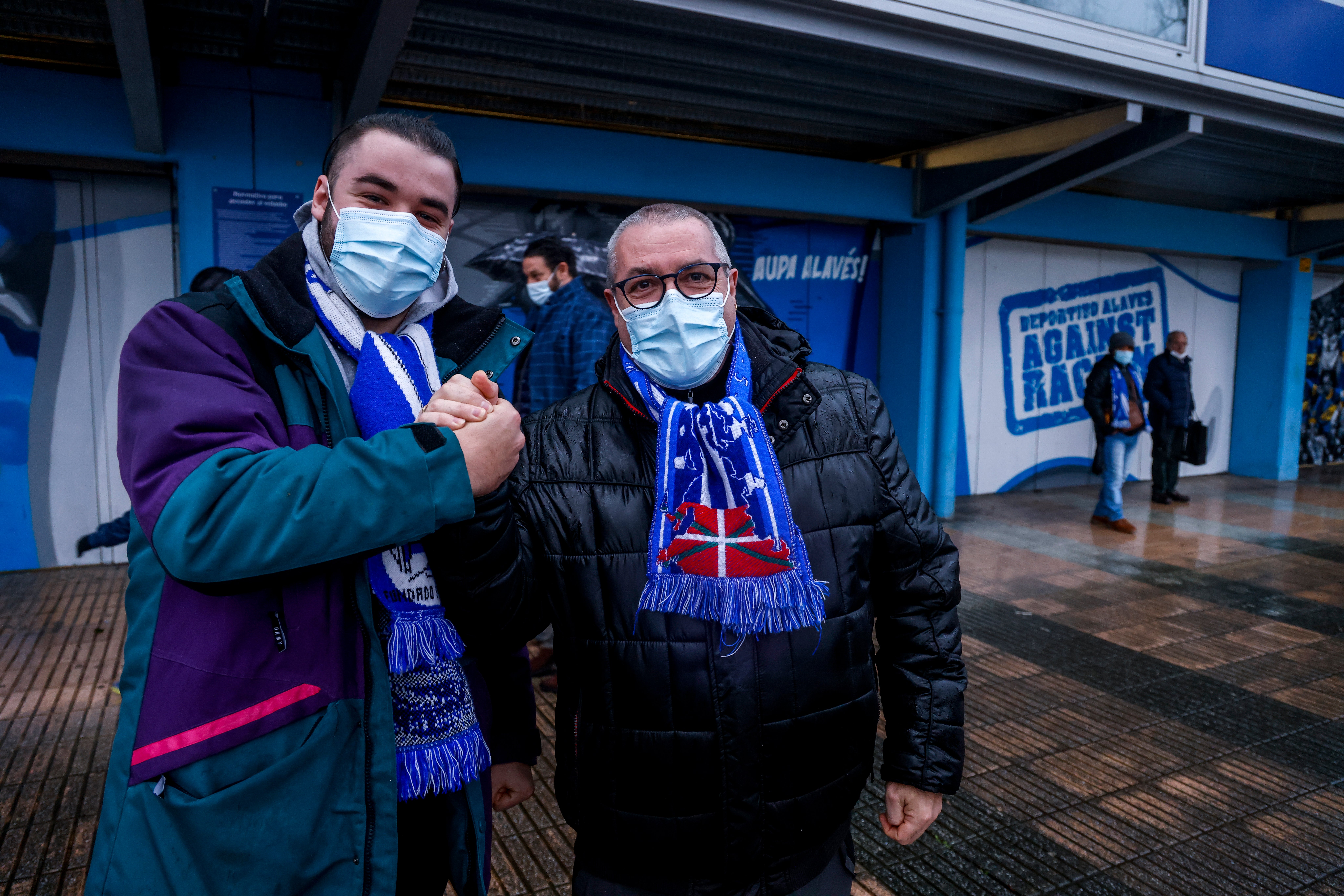 Fotos: Ambiente previo al Alavés - Athletic en el Casco Viejo de Vitoria