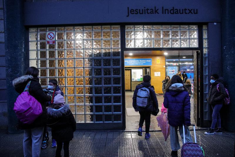 Fotos: Vuelta al colegio en Bizkaia tras las navidades