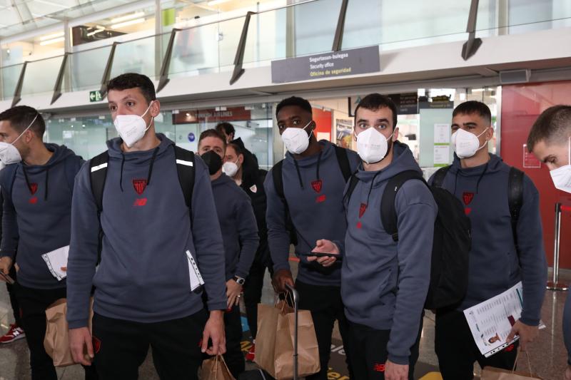 Fotos: El Athletic viaja a Arabia Saudí en busca de la Supercopa