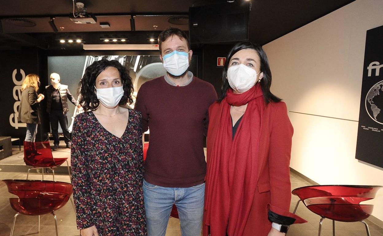 Nora Abete, Álvaro Pérez y Yolanda Díez.