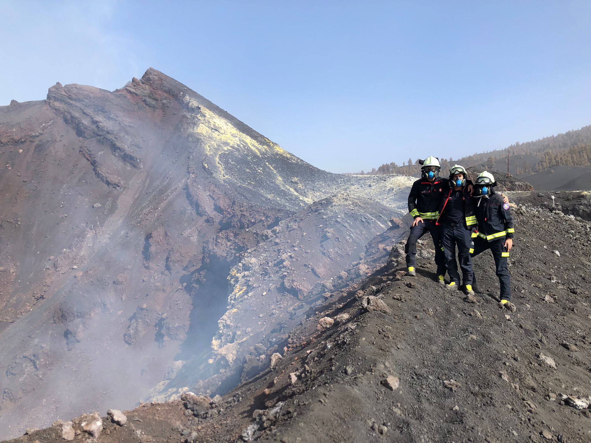 Fotos: Los Bomebros de Bilbao, en el volcán Cumbre Vieja