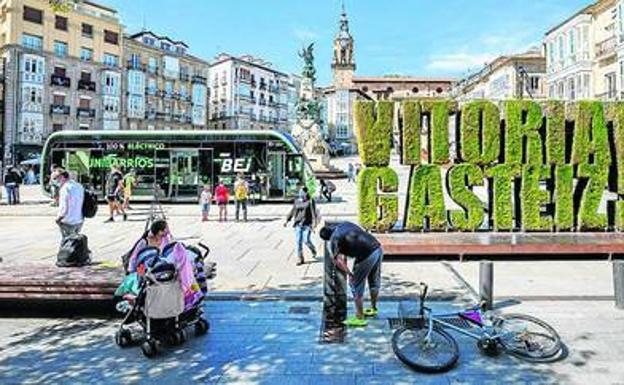 Gasteiz Green Deal Youth Challenge: Vitoria busca en el mundo talento joven y 'green'