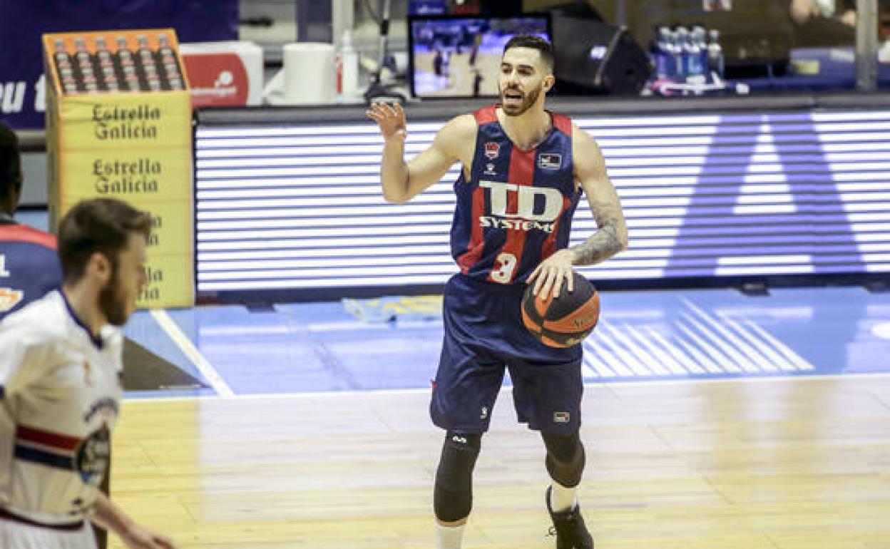 Luca Vildoza abandonó el Baskonia el pasado mes de abril rumbo a la NBA, pero el club vitoriano mantiene sus derechos en Europa