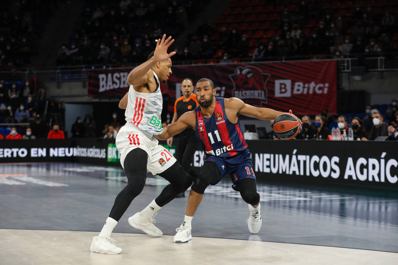 Fotos: Las imágenes del Baskonia - Bayern