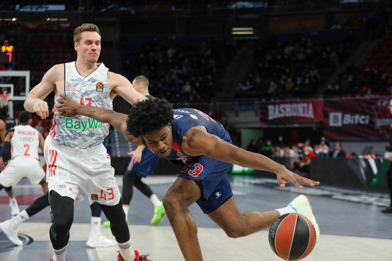 Fotos: Las imágenes del Baskonia - Bayern