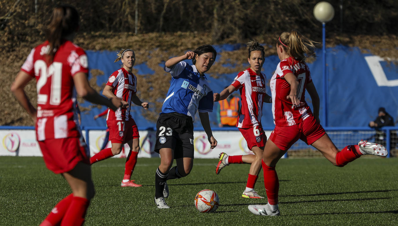 Fotos: Las mejores imágenes del Alavés Glorisas-Atlético