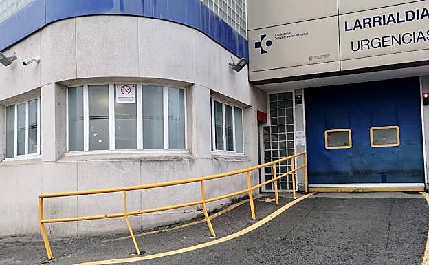 Entrada a las urgencias de Santiago.