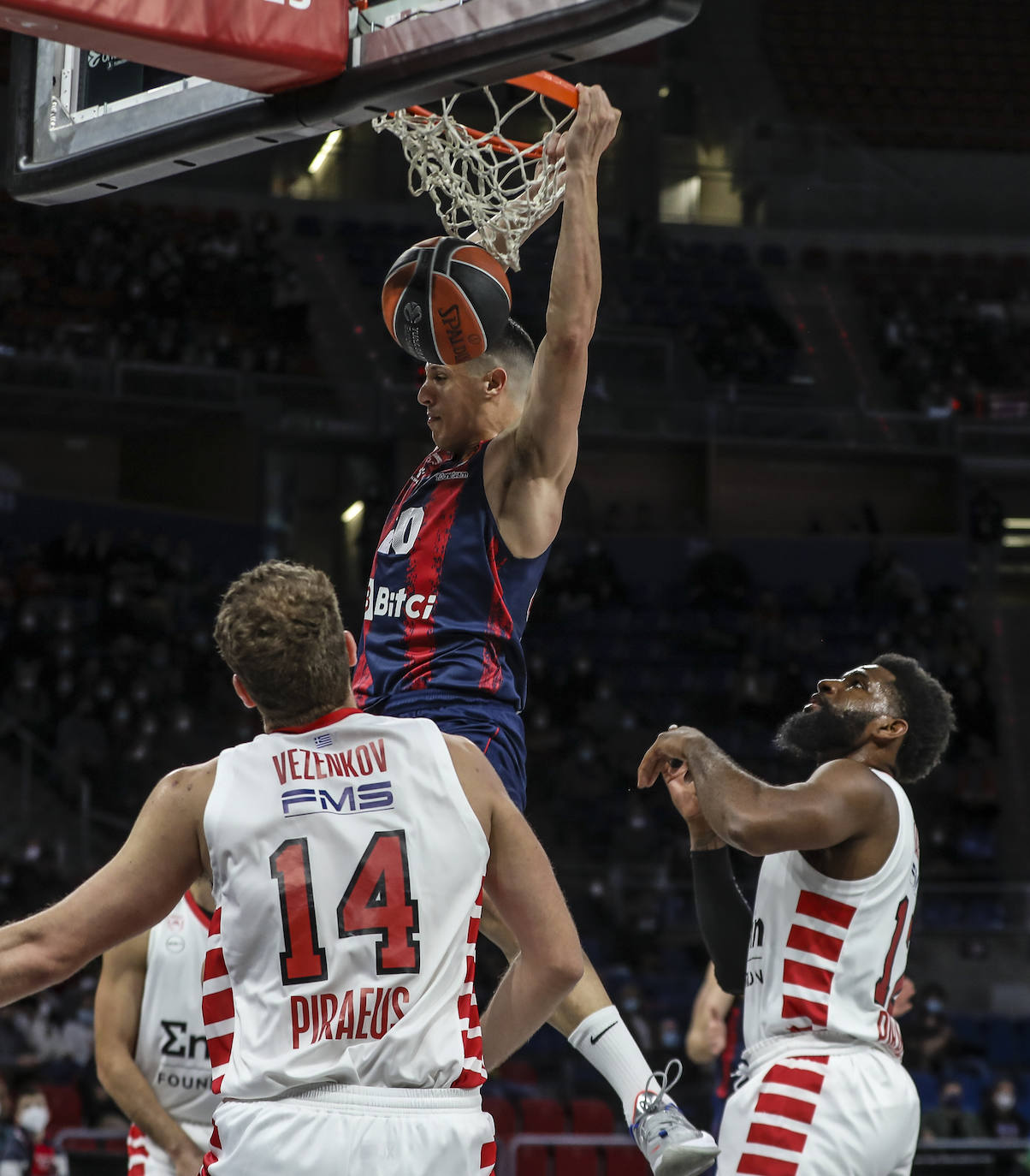 Fotos: Las mejores imágenes del Baskonia - Olympiacos