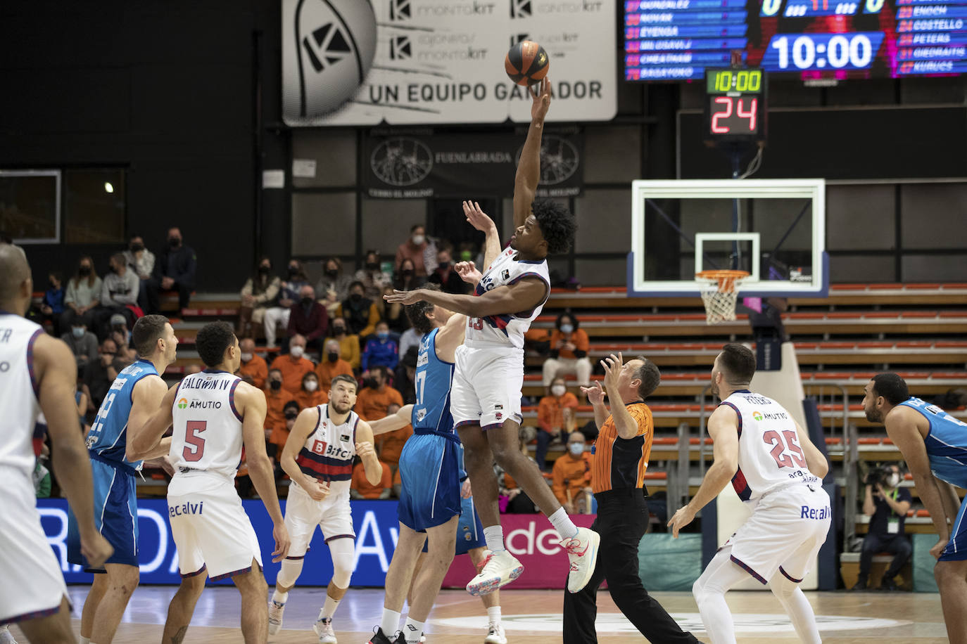 Fotos: Las mejores imágenes del Fuenlabrada-Baskonia
