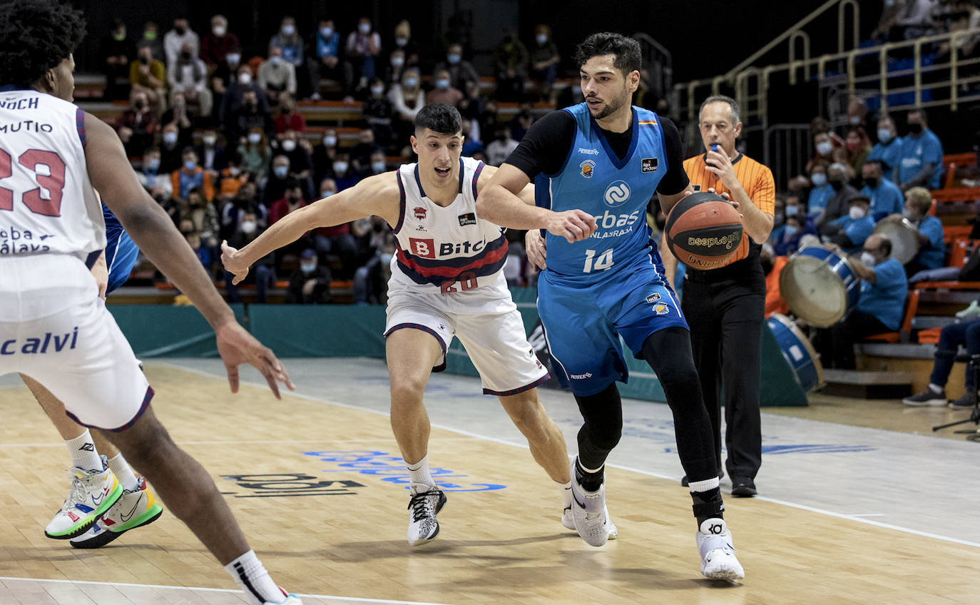 Fotos: Las mejores imágenes del Fuenlabrada-Baskonia