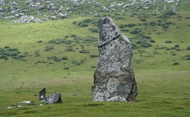 Menhir de Igaratza, en Aralar. 