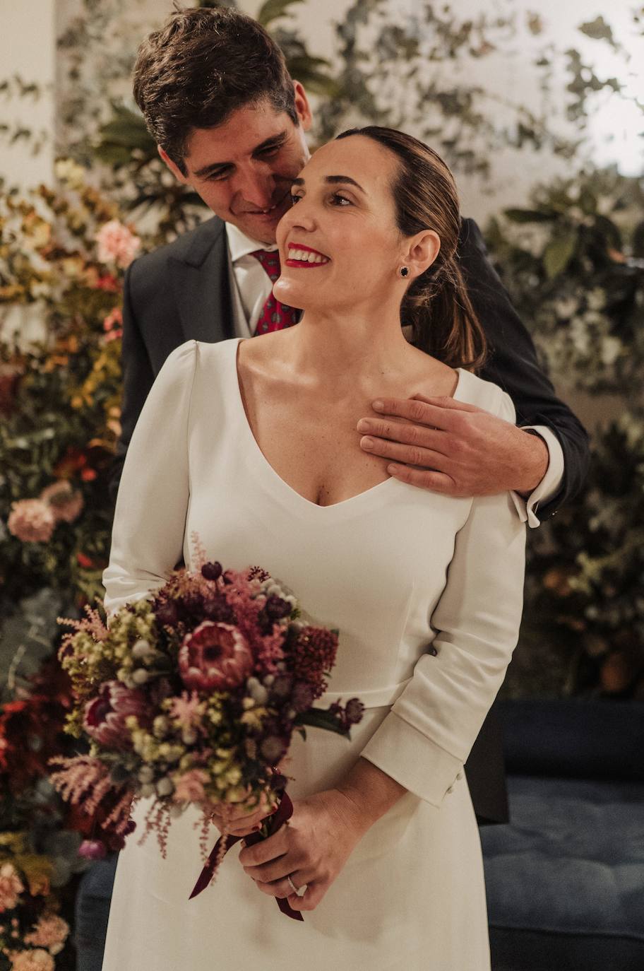 Fotos: Andrea, la novia que se casó en Neguri con una capa con capucha inspirada en &#039;La bella y la bestia&#039;