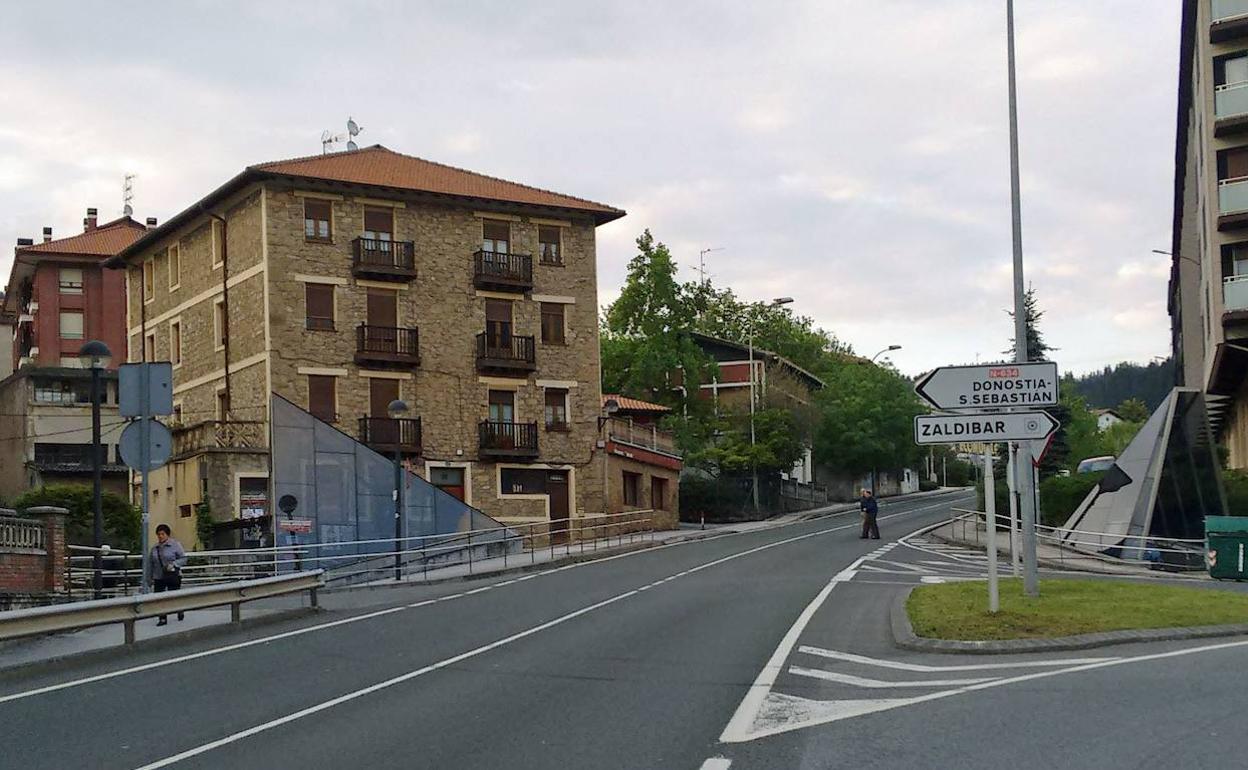 En el paso subterráneo se instalará un montacargas para mejorar la accesibilidad. 