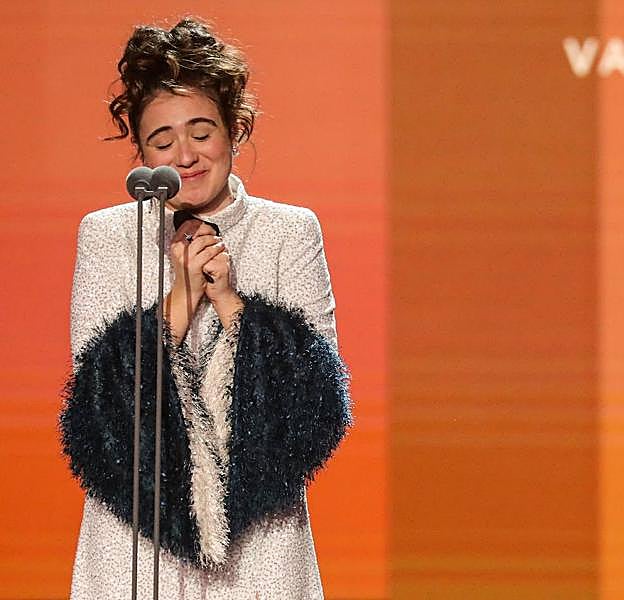 María Cerezuela en el escenario del Palau de Les Arts de València duante la entrega de los Premios Goya. 