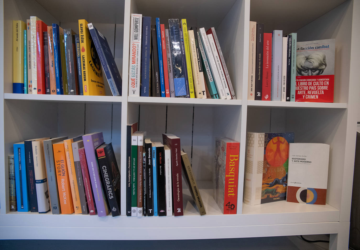 Fotos: &#039;La ilusa&#039;: la nueva (y diferente) librería de Bilbao que se rinde a la moda y el arte