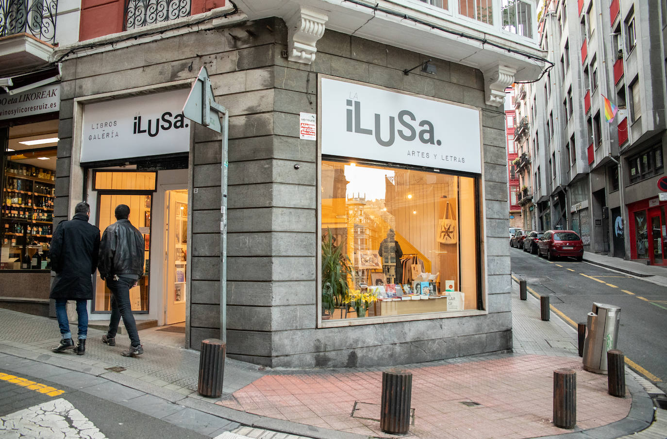 Fotos: &#039;La ilusa&#039;: la nueva (y diferente) librería de Bilbao que se rinde a la moda y el arte